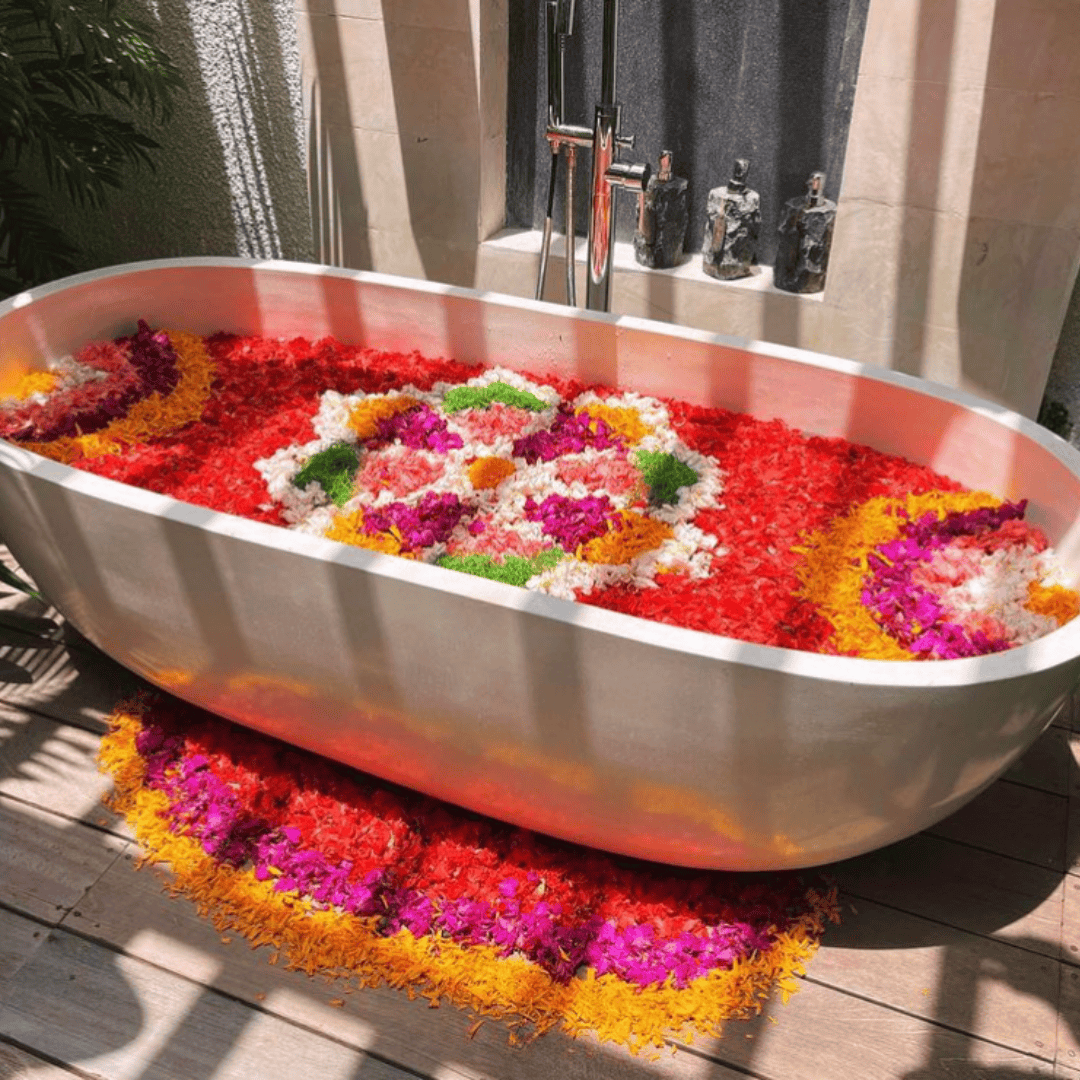 Flower Bathtub Decoration – Romantic Petal Bath in Bali Villas - Bali Floating Kitchen - decorations
