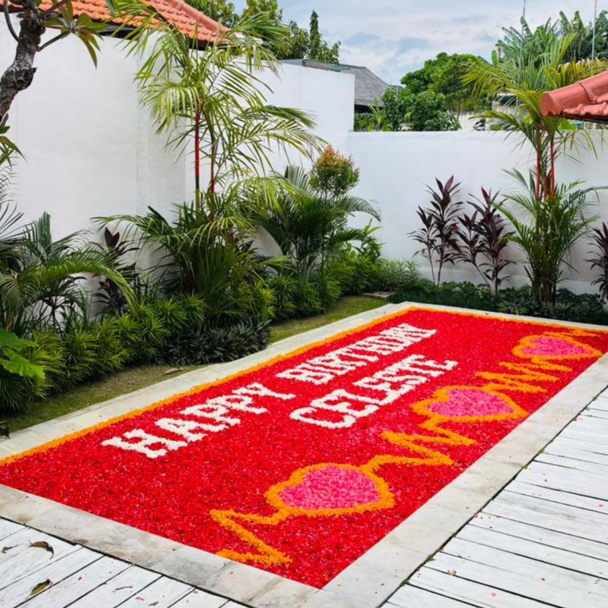 πΊ Pool Flower - Bali Floating Company - decorations