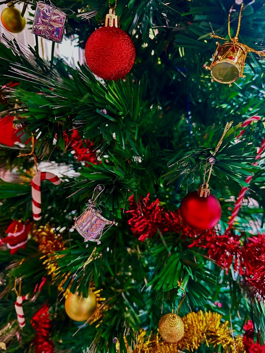 Classic Christmas Villa Setup in Bali - Bali Floating Company - 