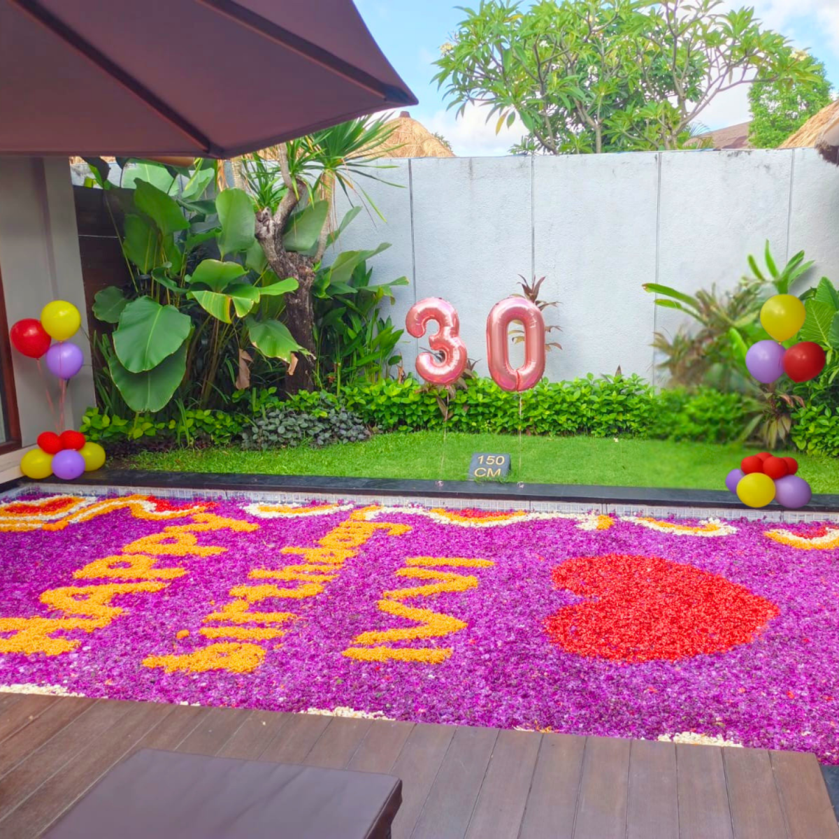 🌺 Pool Flower - Bali Floating Company - decorations