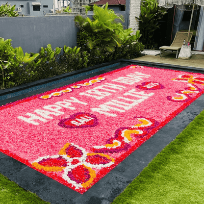 🌺 Pool Flower Decor – Tropical Floating Petals - Bali Floating Company - decorations
